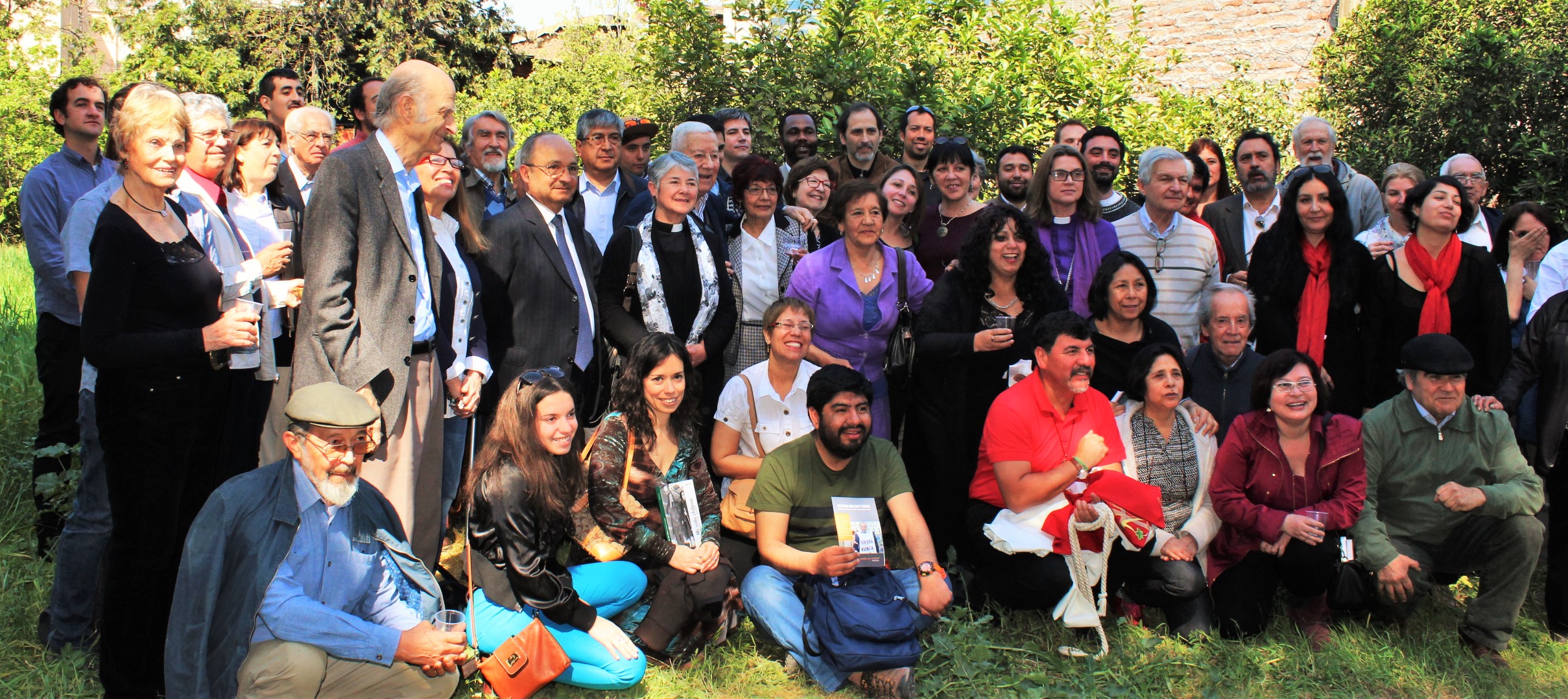 Derechos Humanos: Director de la ONAR presenta libro en memoria del pastor Helmut Frenz