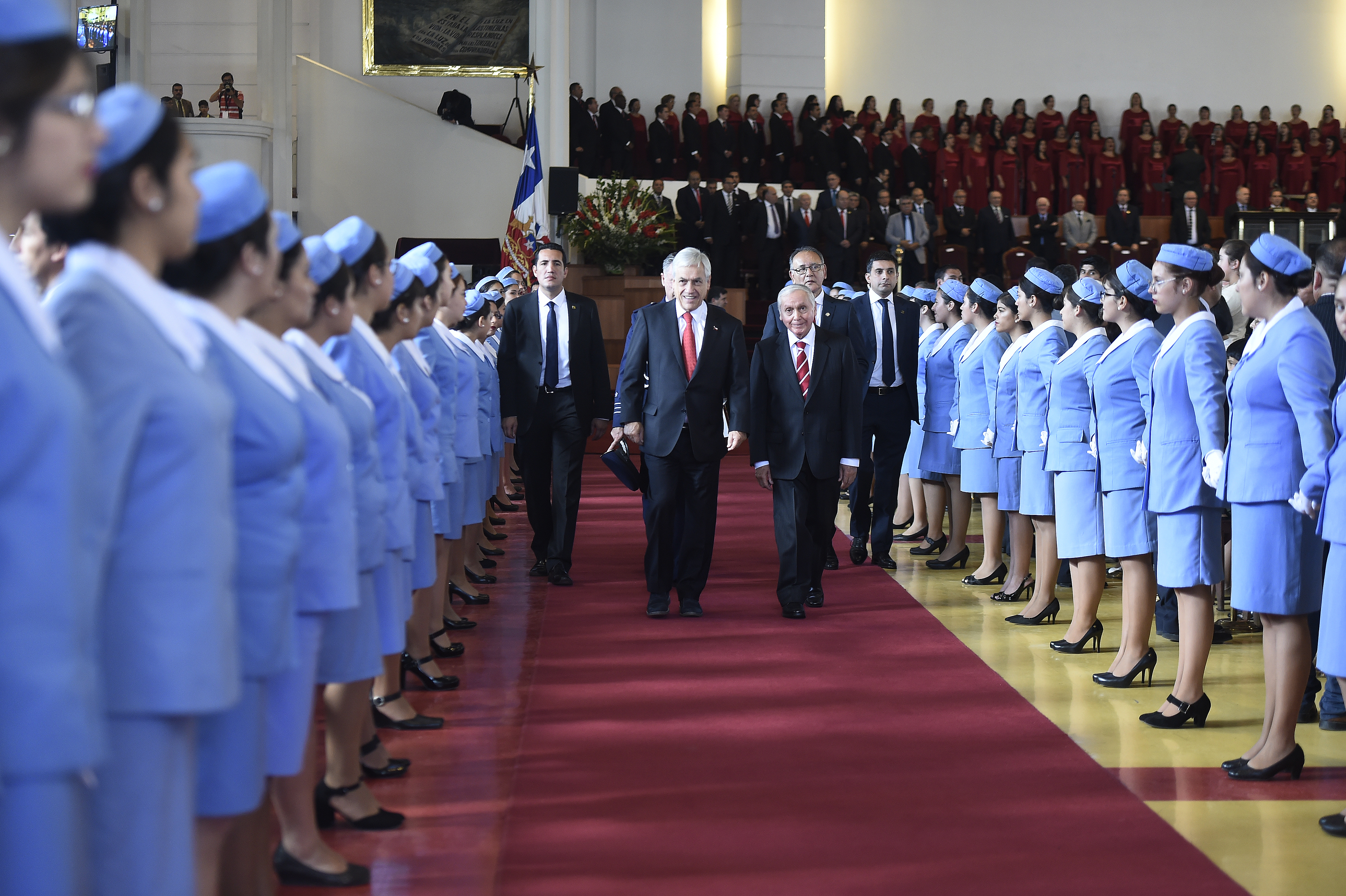 Presidente Piñera asiste a servicio especial de oración en Catedral Evangélica de Chile