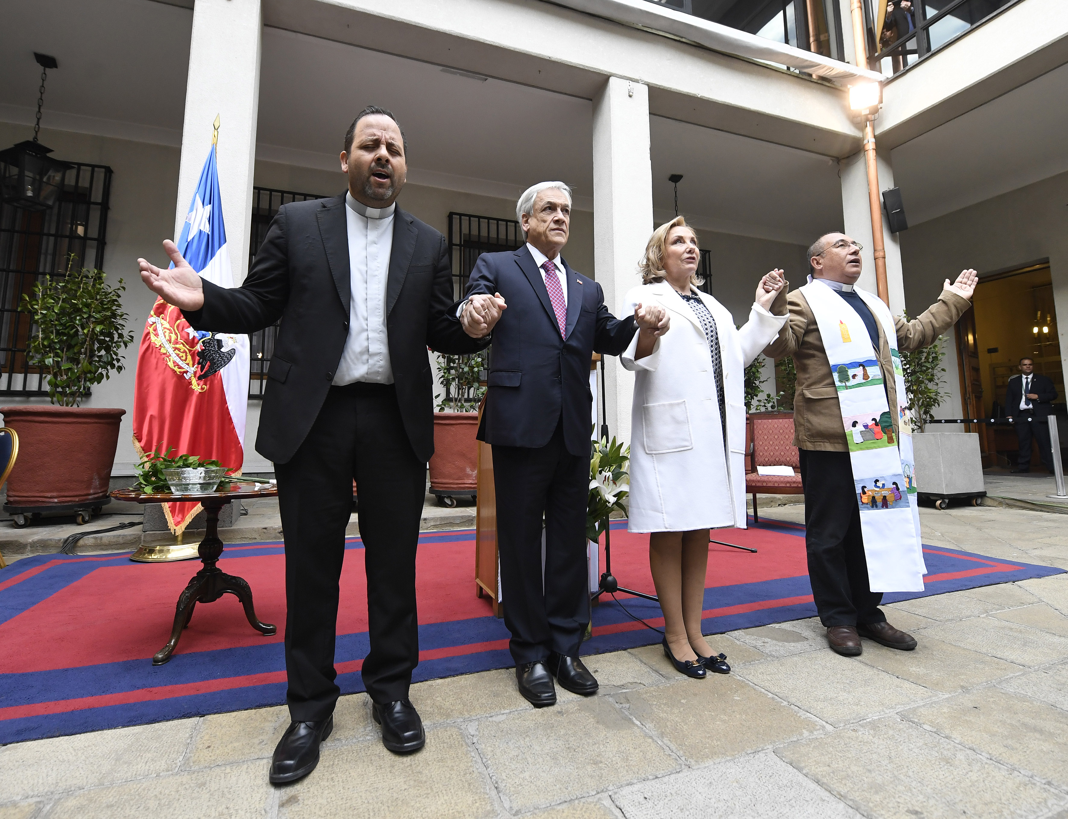 Con ceremonia ecuménica en el Palacio de La Moneda se conmemora el 11 de septiembre