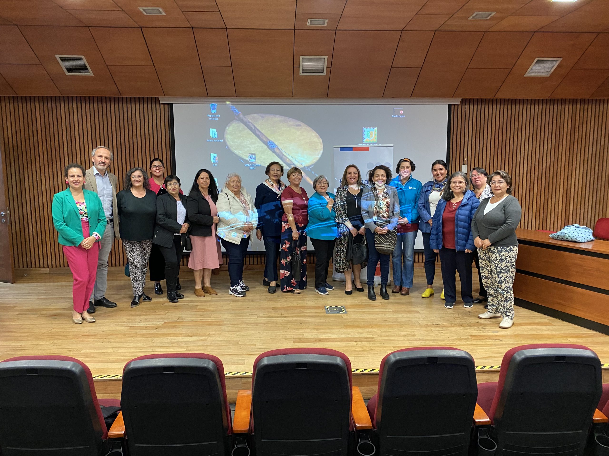 Encuentro sobre el Rol Social de la Mujer en Comunidades Religiosas en Temuco