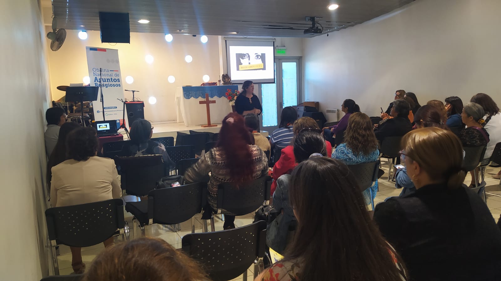 En Coronel el se realizó el primer taller de capacitación y Reflexión con Pastoras y líderes evangélicas sobre acogida a la mujer que sufre violencia