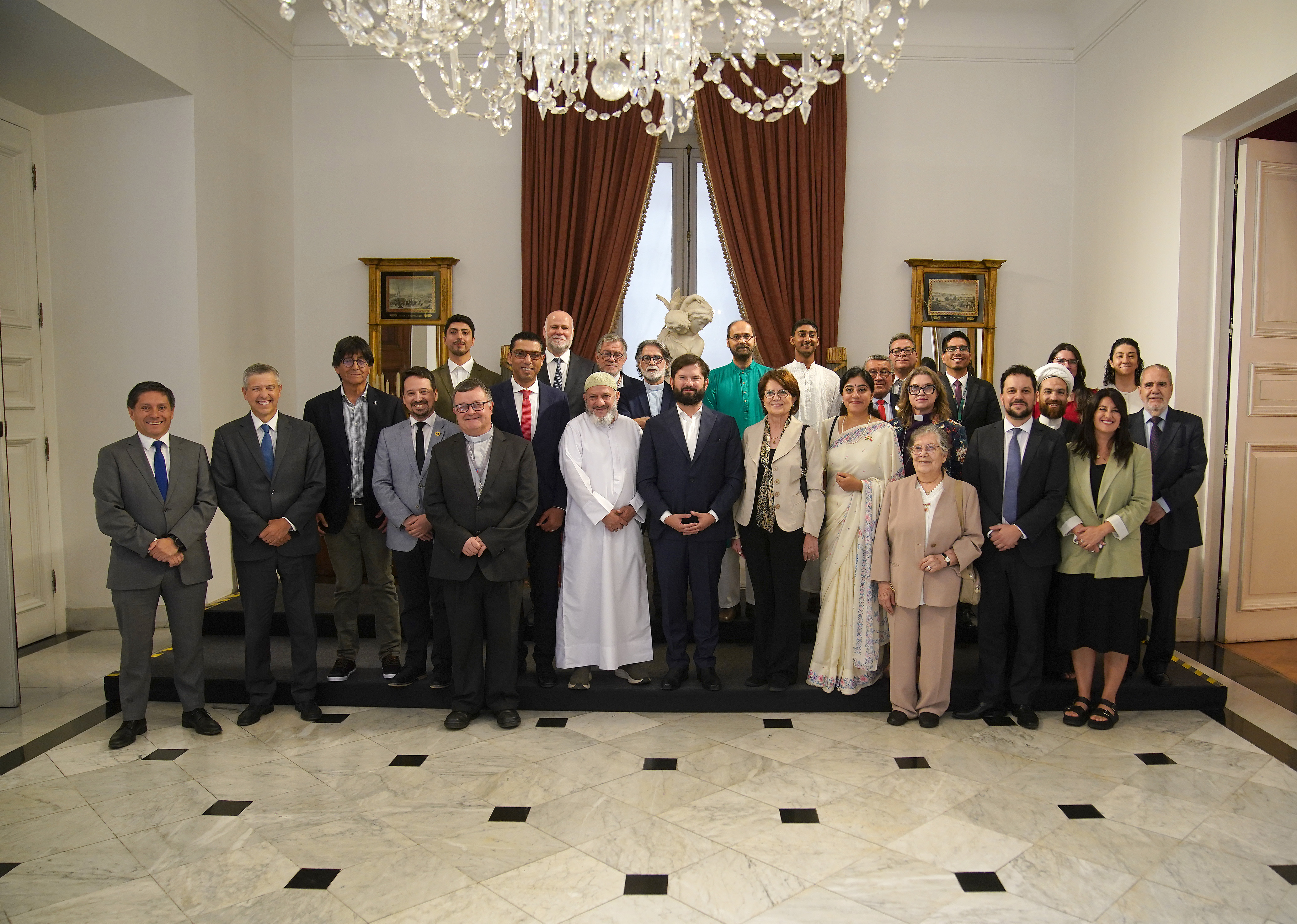Encuentro entre el Gobierno de Chile y representantes del diálogo interreligioso destaca el aporte de las comunidades de fe al país