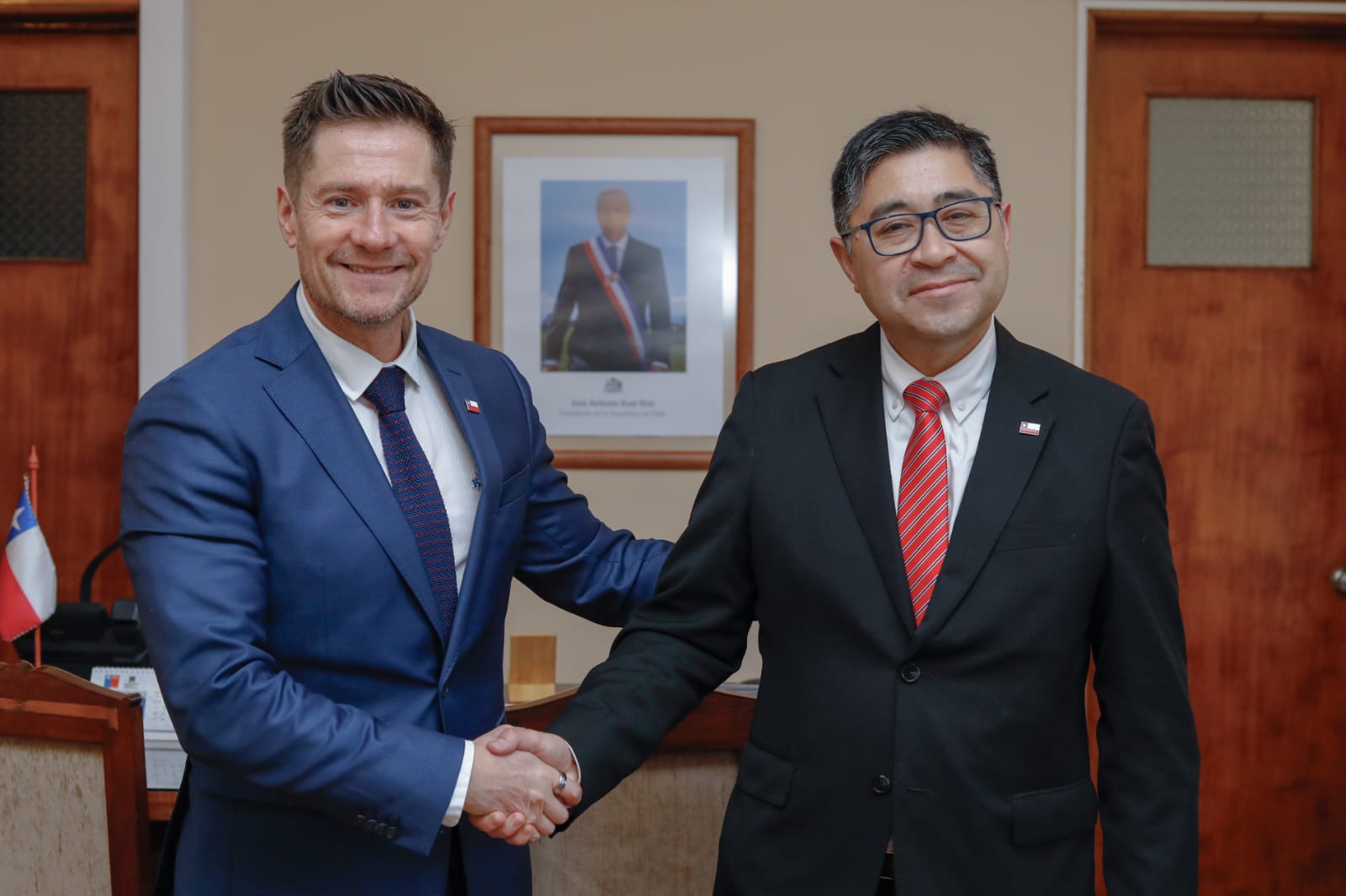 Director Nacional de ONAR sostuvo reunión de trabajo con el Delegado Presidencial Regional del Biobío
